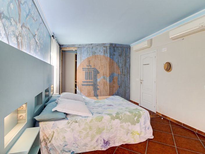 Image No.29-5 Bed House for sale