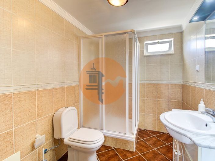 Image No.43-5 Bed House for sale