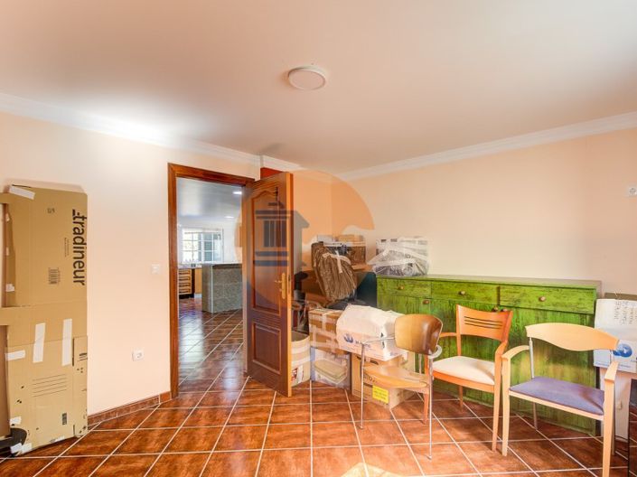 Image No.46-5 Bed House for sale