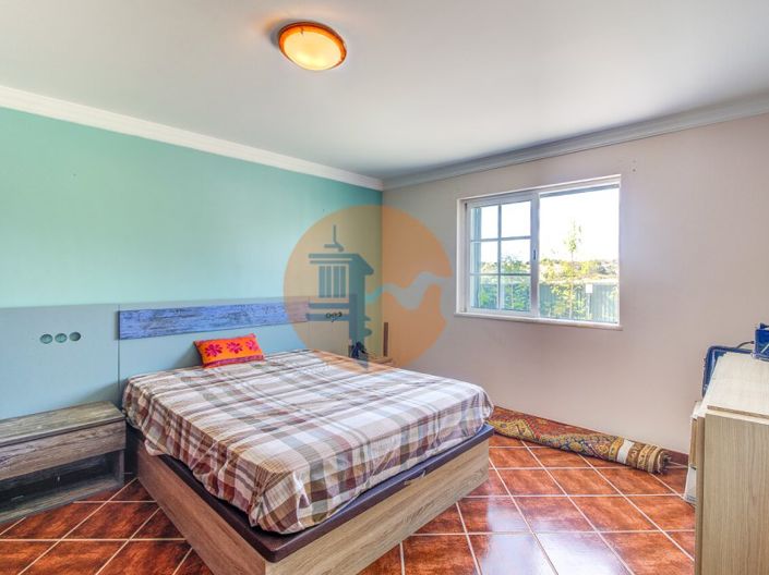 Image No.48-5 Bed House for sale