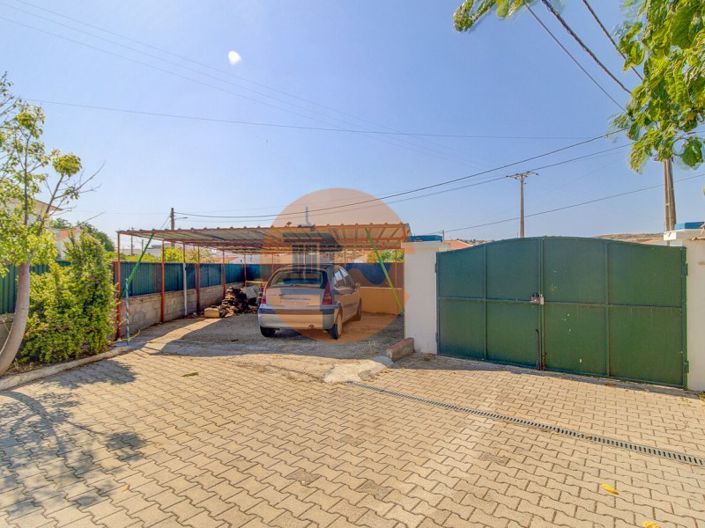 Image No.5-5 Bed House for sale