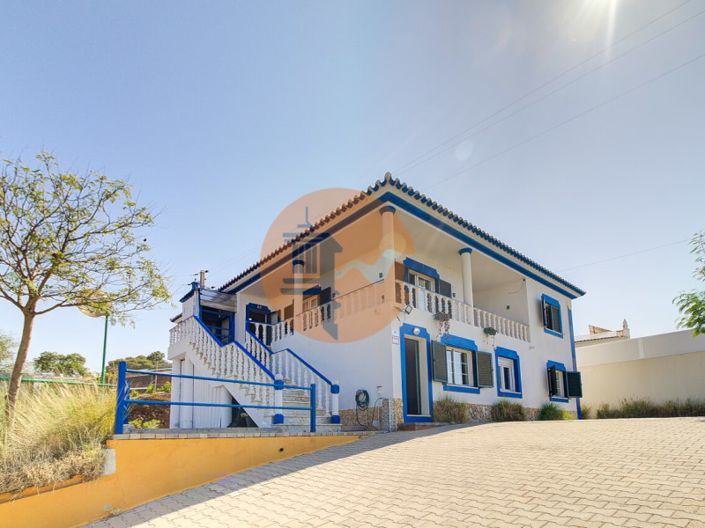 Image No.9-5 Bed House for sale