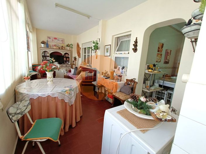 Image No.8-3 Bed Apartment for sale