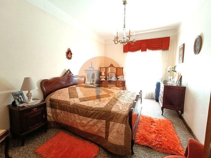 Image No.20-3 Bed Apartment for sale