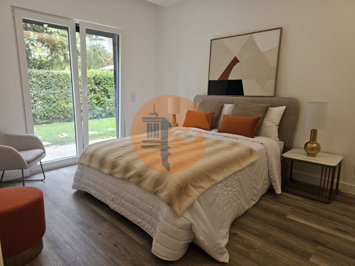 Image No.11-4 Bed House for sale