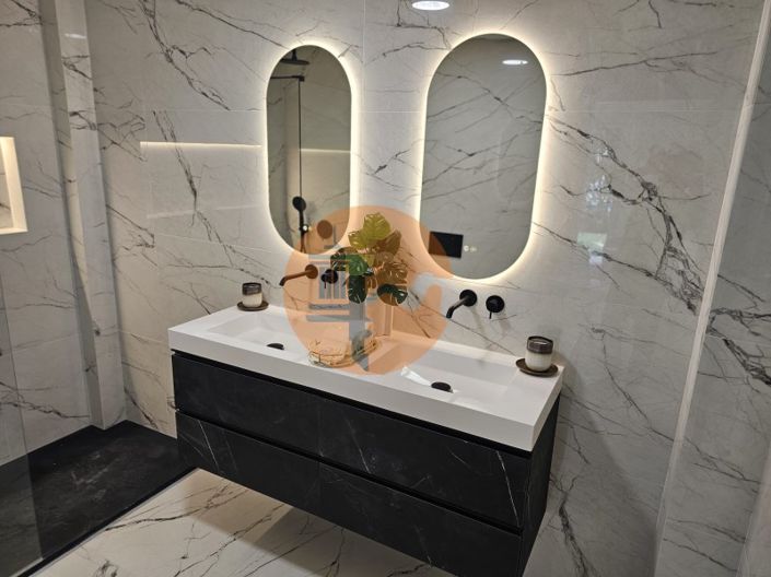 Image No.15-4 Bed House for sale