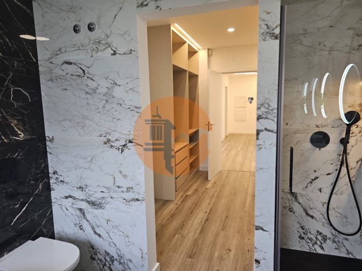 Image No.48-4 Bed House for sale