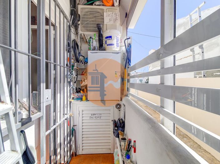 Image No.15-2 Bed House for sale