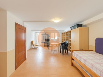 idb4e3a001-0000-0500-0000-0000161a4acc