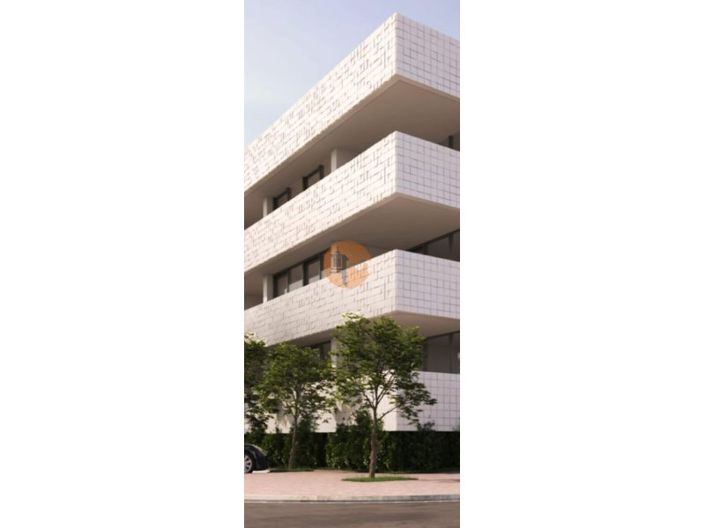 Image No.18-3 Bed Apartment for sale