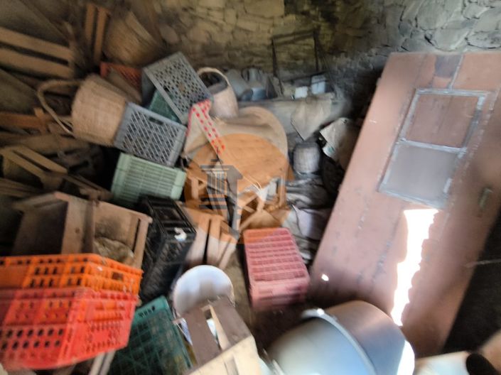 Image No.25-1 Bed House for sale