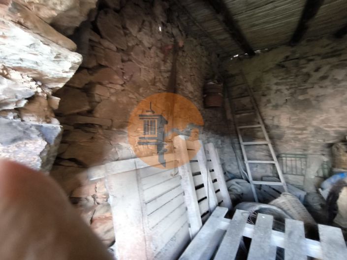 Image No.28-1 Bed House for sale