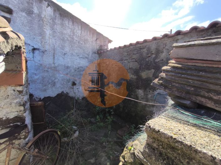 Image No.37-1 Bed House for sale