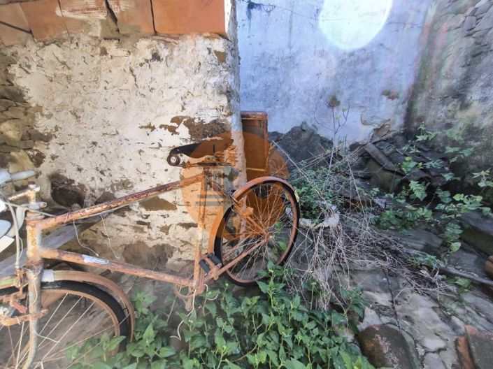 Image No.38-1 Bed House for sale