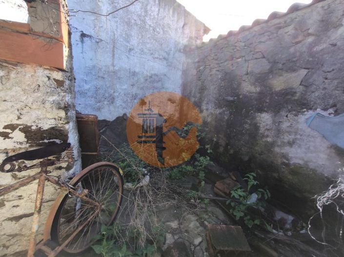 Image No.43-1 Bed House for sale