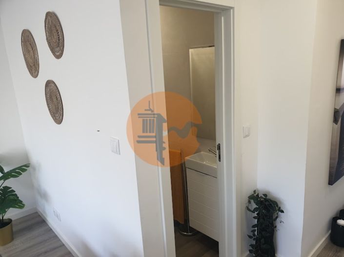 Image No.12-3 Bed Apartment for sale