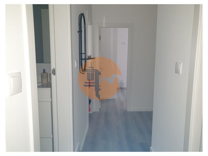 Image No.20-3 Bed Apartment for sale