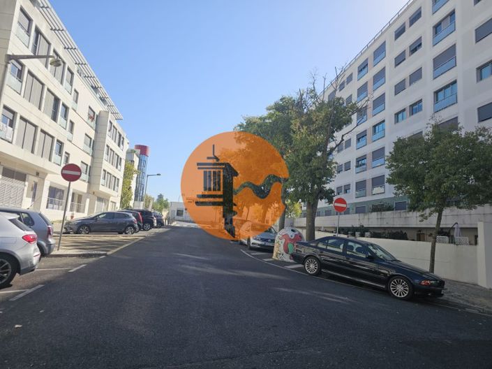 Image No.33-3 Bed Apartment for sale