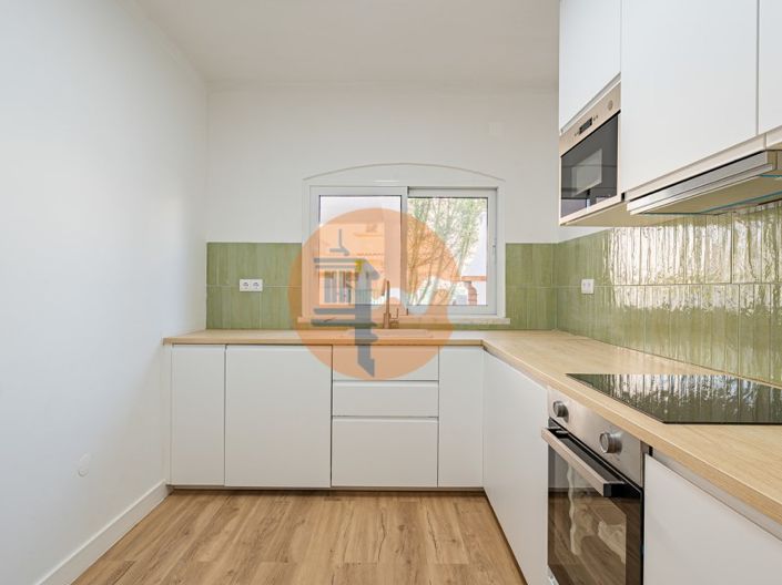 Image No.2-2 Bed House for sale