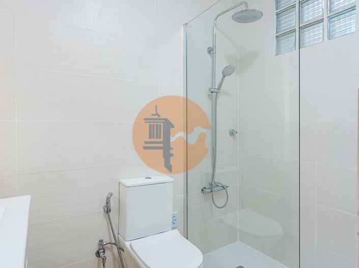 Image No.29-2 Bed House for sale