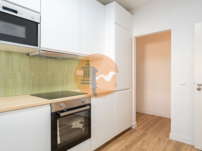 Image No.3-2 Bed House for sale