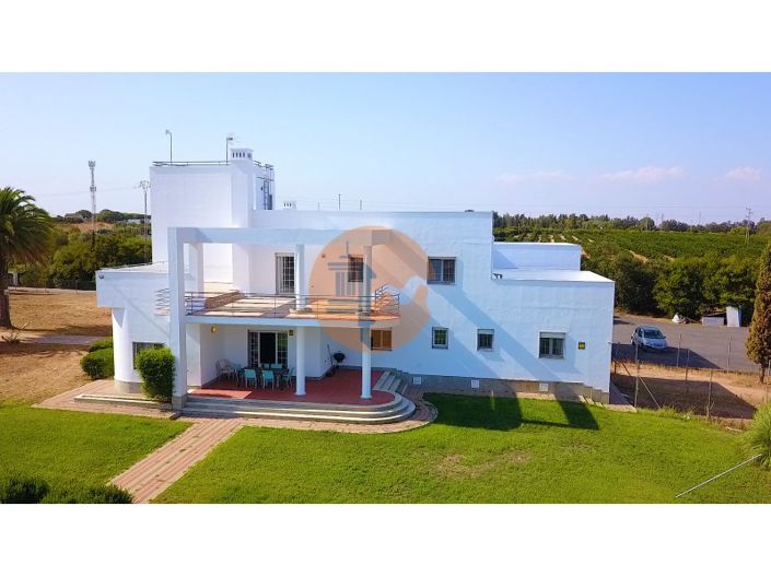 Image No.4-5 Bed House for sale