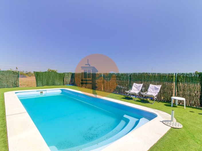 Image No.18-5 Bed House for sale