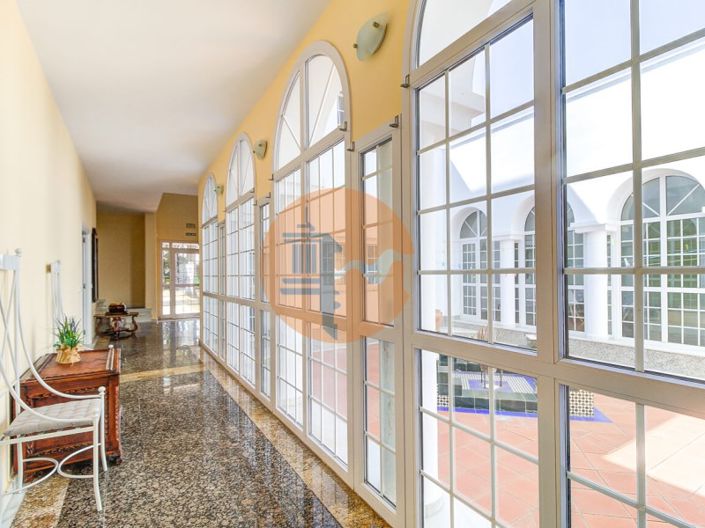 Image No.30-5 Bed House for sale