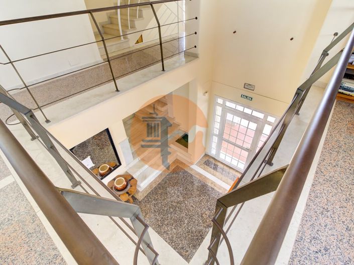 Image No.31-5 Bed House for sale