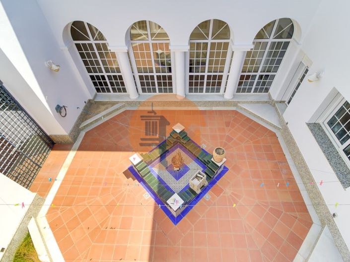 Image No.47-5 Bed House for sale