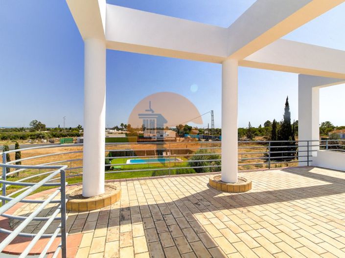 Image No.52-5 Bed House for sale