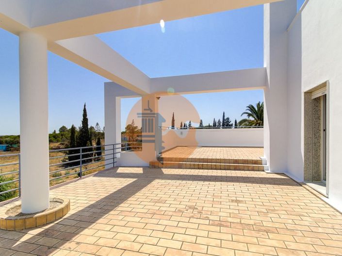 Image No.53-5 Bed House for sale