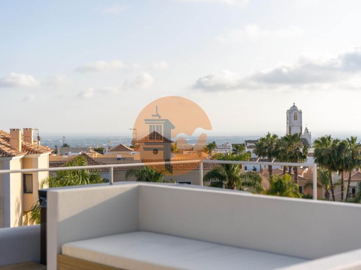 Image No.35-3 Bed House for sale