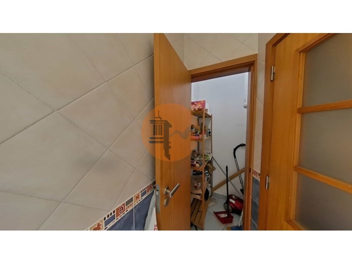 Image No.12-3 Bed Apartment for sale