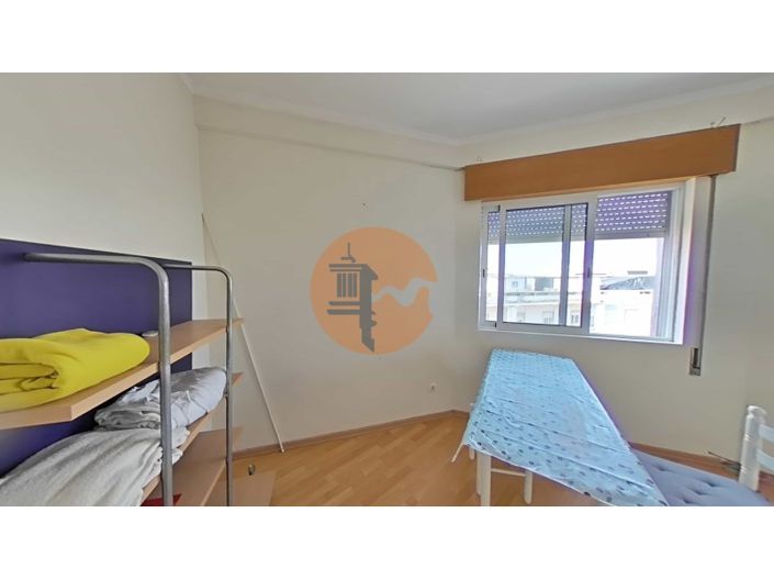 Image No.27-3 Bed Apartment for sale