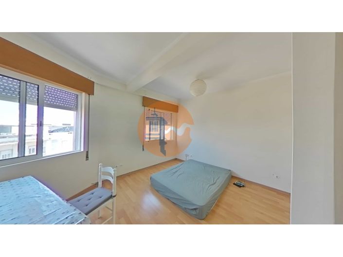 Image No.28-3 Bed Apartment for sale