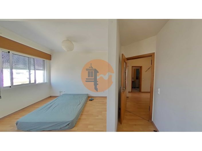 Image No.29-3 Bed Apartment for sale