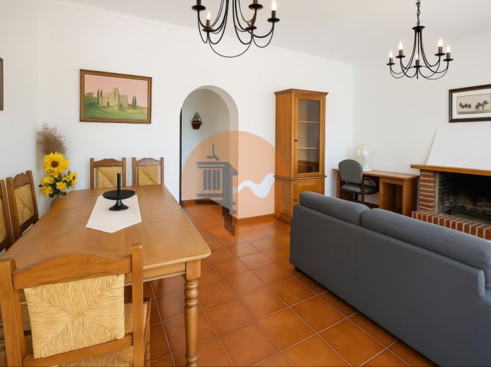 Image No.5-3 Bed House for sale