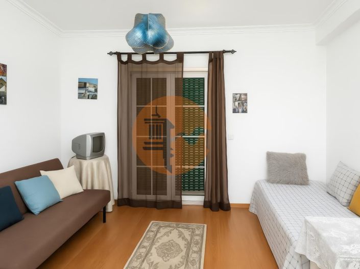 Image No.10-4 Bed House for sale