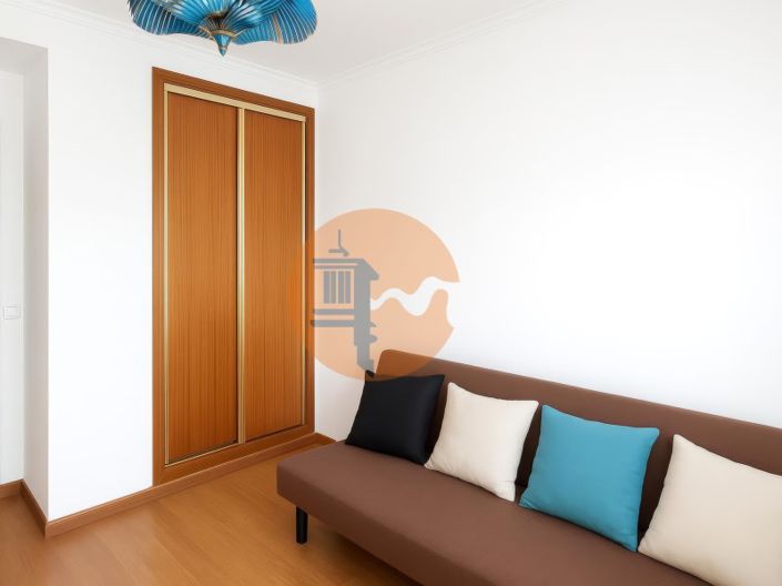 Image No.11-4 Bed House for sale