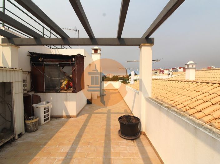 Image No.23-4 Bed House for sale