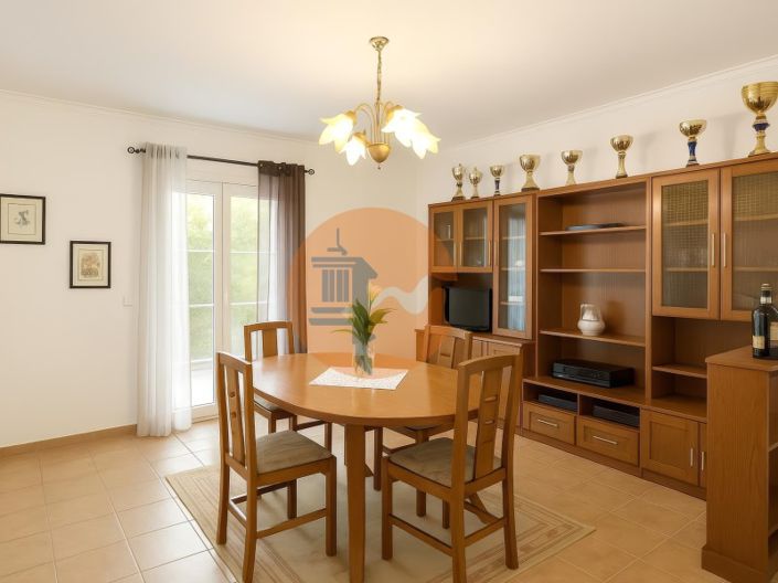 Image No.3-4 Bed House for sale