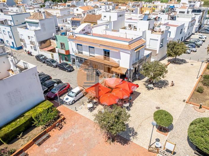 Image No.3-Bar for sale