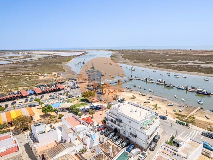 Image No.6-Bar for sale