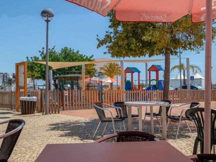 Image No.10-Bar for sale