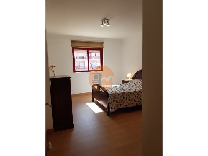 Image No.20-2 Bed Apartment for sale