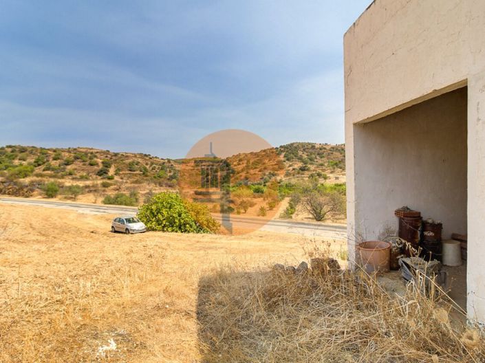 Image No.24-3 Bed Farmhouse for sale