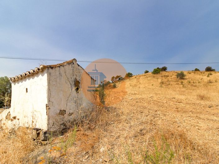 Image No.32-3 Bed Farmhouse for sale