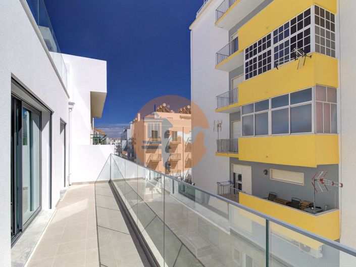 Image No.22-2 Bed Apartment for sale