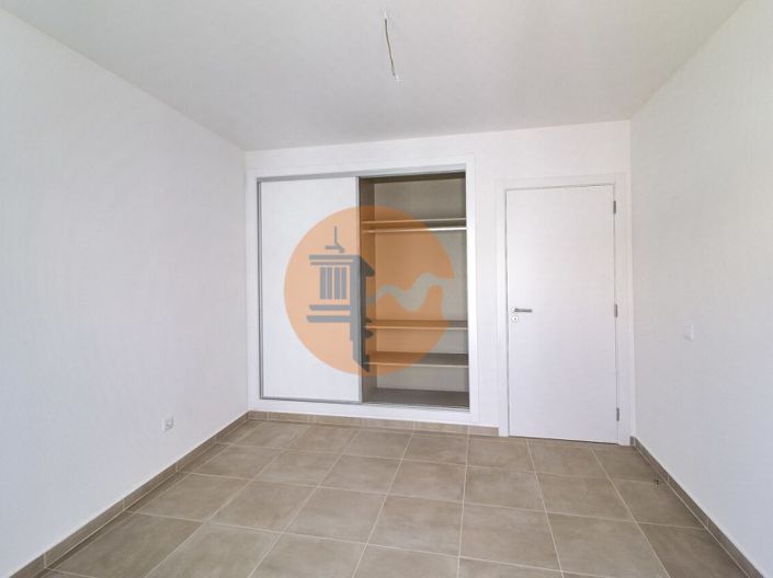 Image No.27-2 Bed Apartment for sale